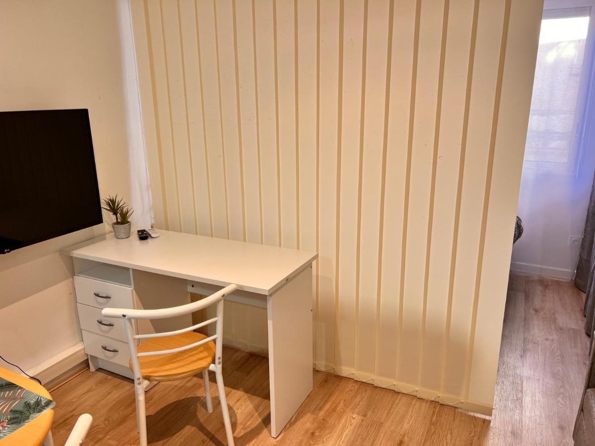 Appartements Calmes - Standing - Hypercentre - Clim - Wifi - Netflix Montpellier Bagian luar foto